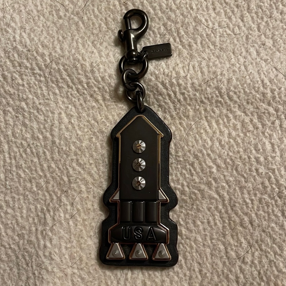NWT Coach Rocket Space Shuttle NASA Metal Leather 10632 Black Silver
